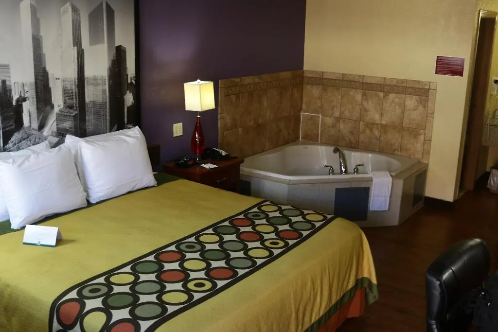 Quality Inn Columbus-East